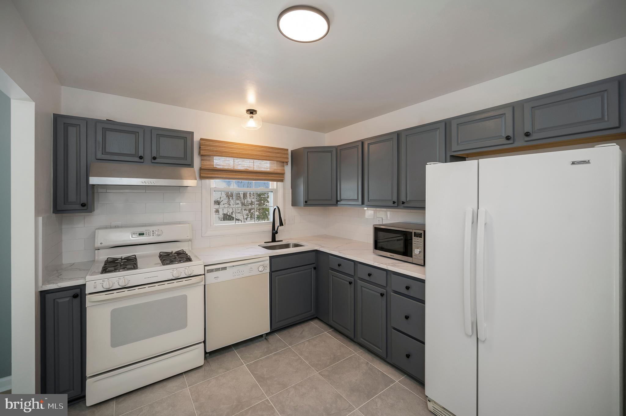 WAVERLY VILLAGE - Residential