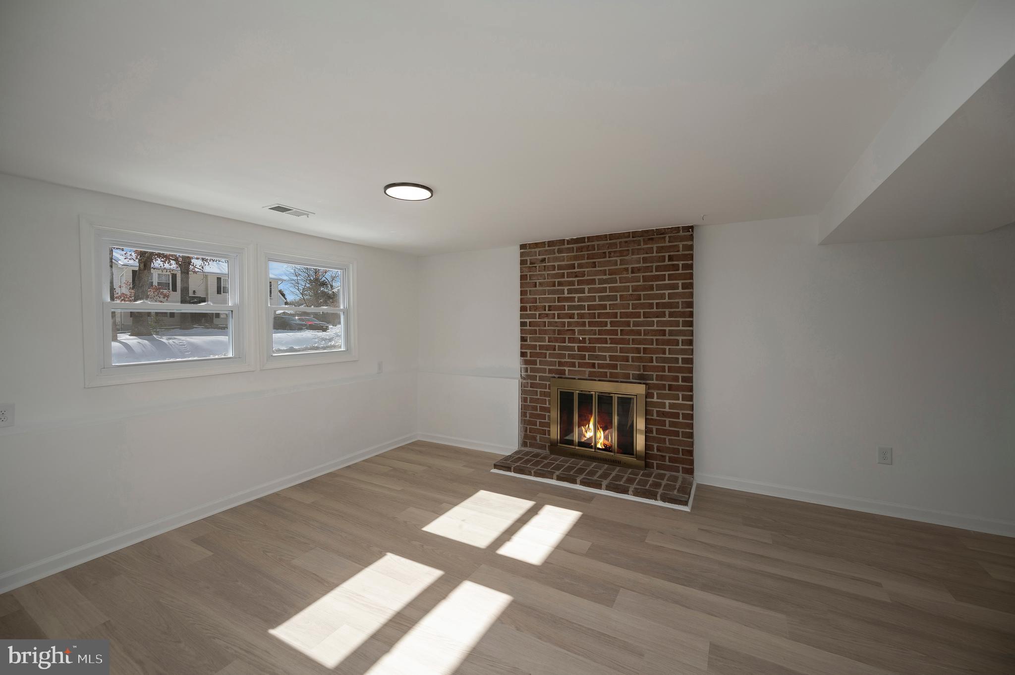 WAVERLY VILLAGE - Residential