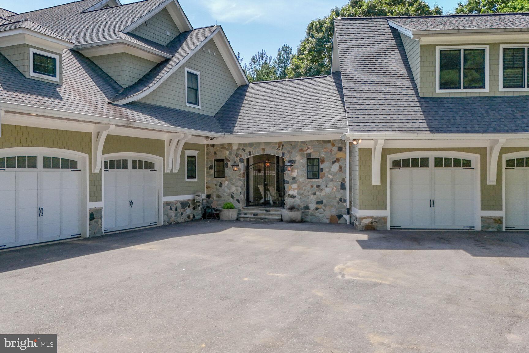 TRIADELPHIA MILL FARM - Residential