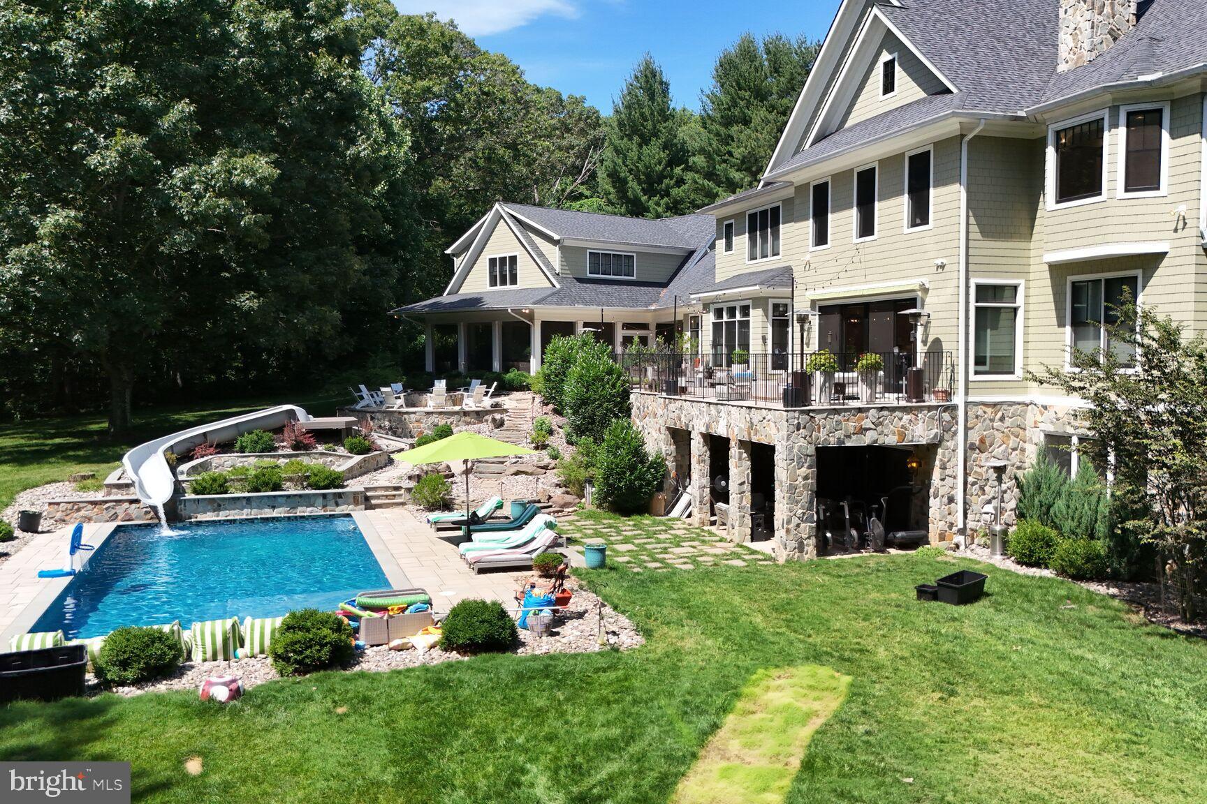 TRIADELPHIA MILL FARM - Residential