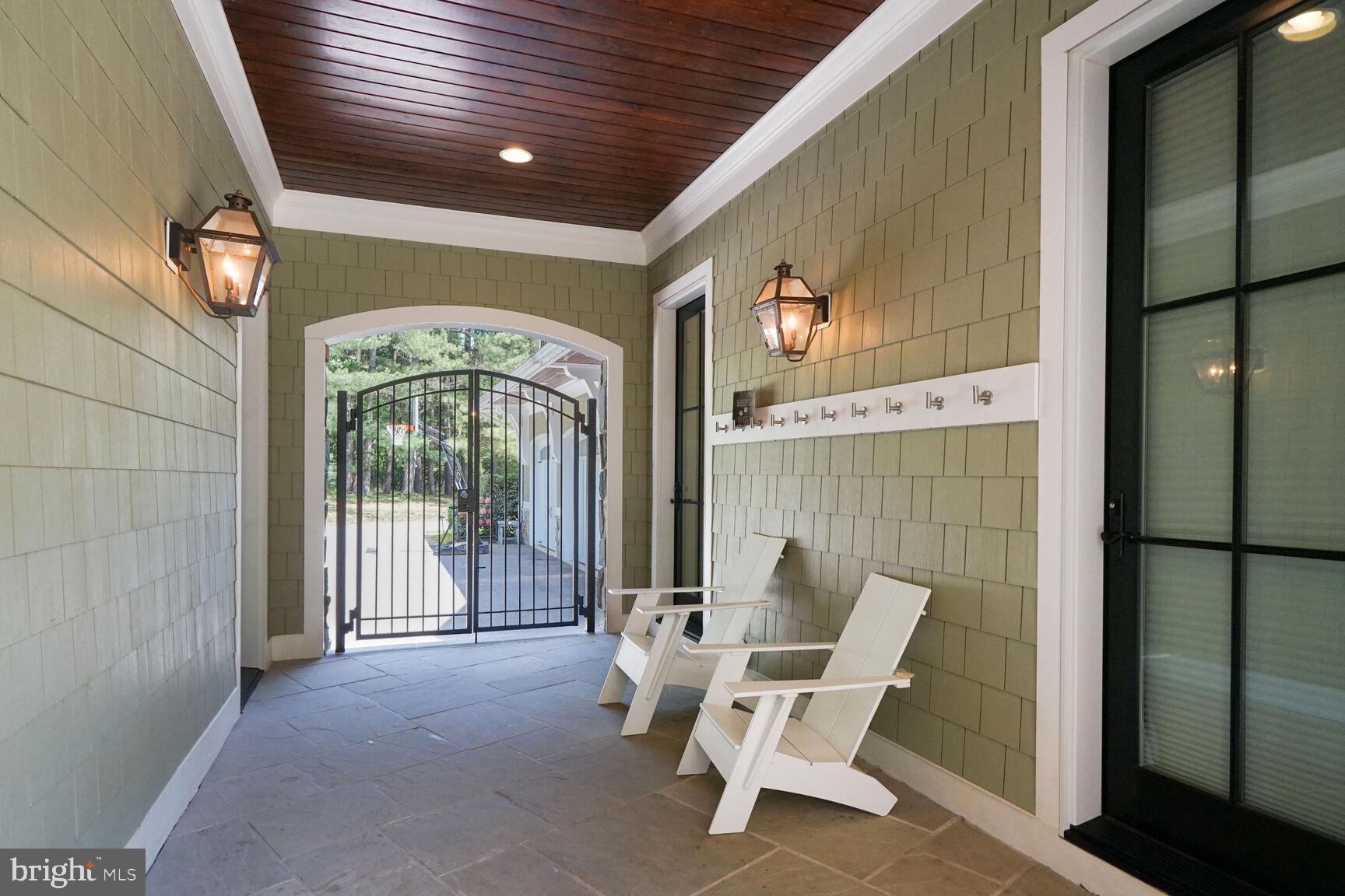 TRIADELPHIA MILL FARM - Residential