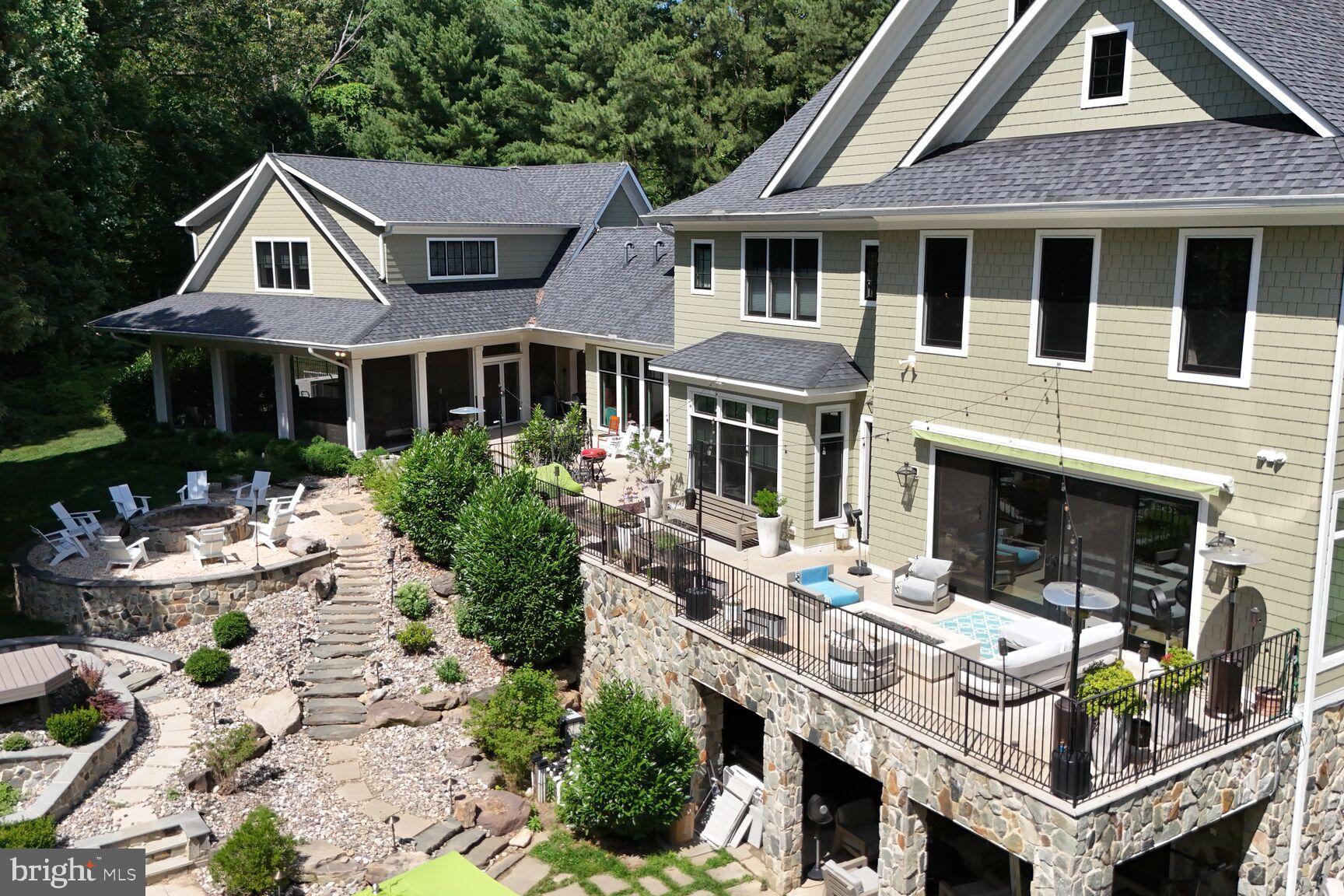 TRIADELPHIA MILL FARM - Residential