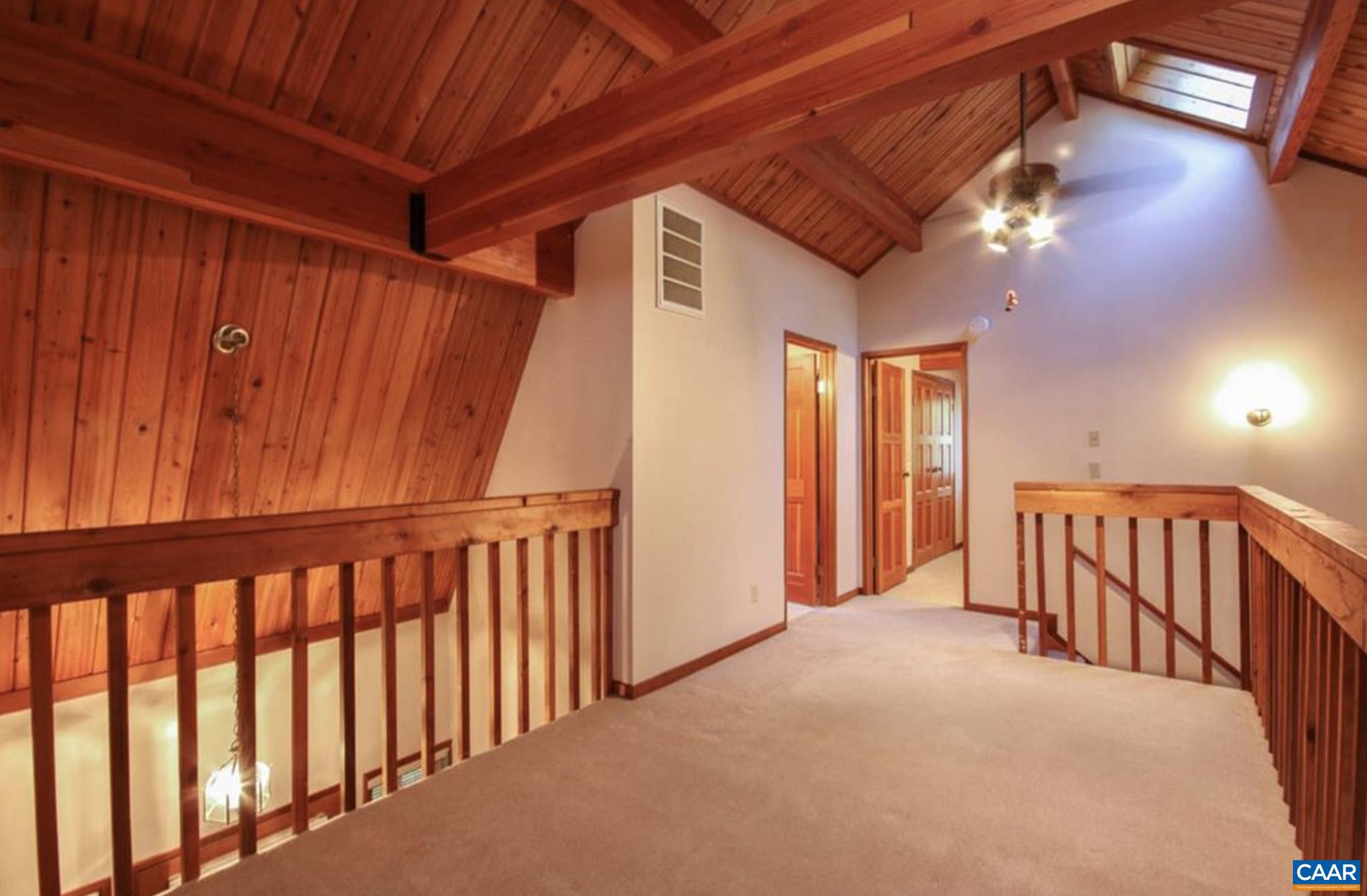 LAKE MONTICELLO - Residential