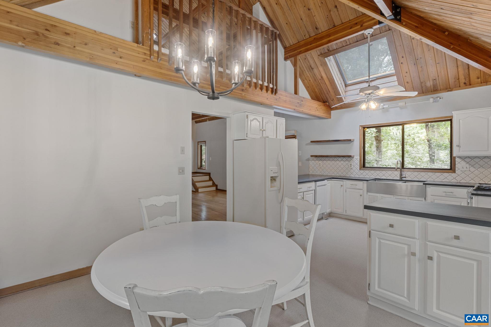 LAKE MONTICELLO - Residential