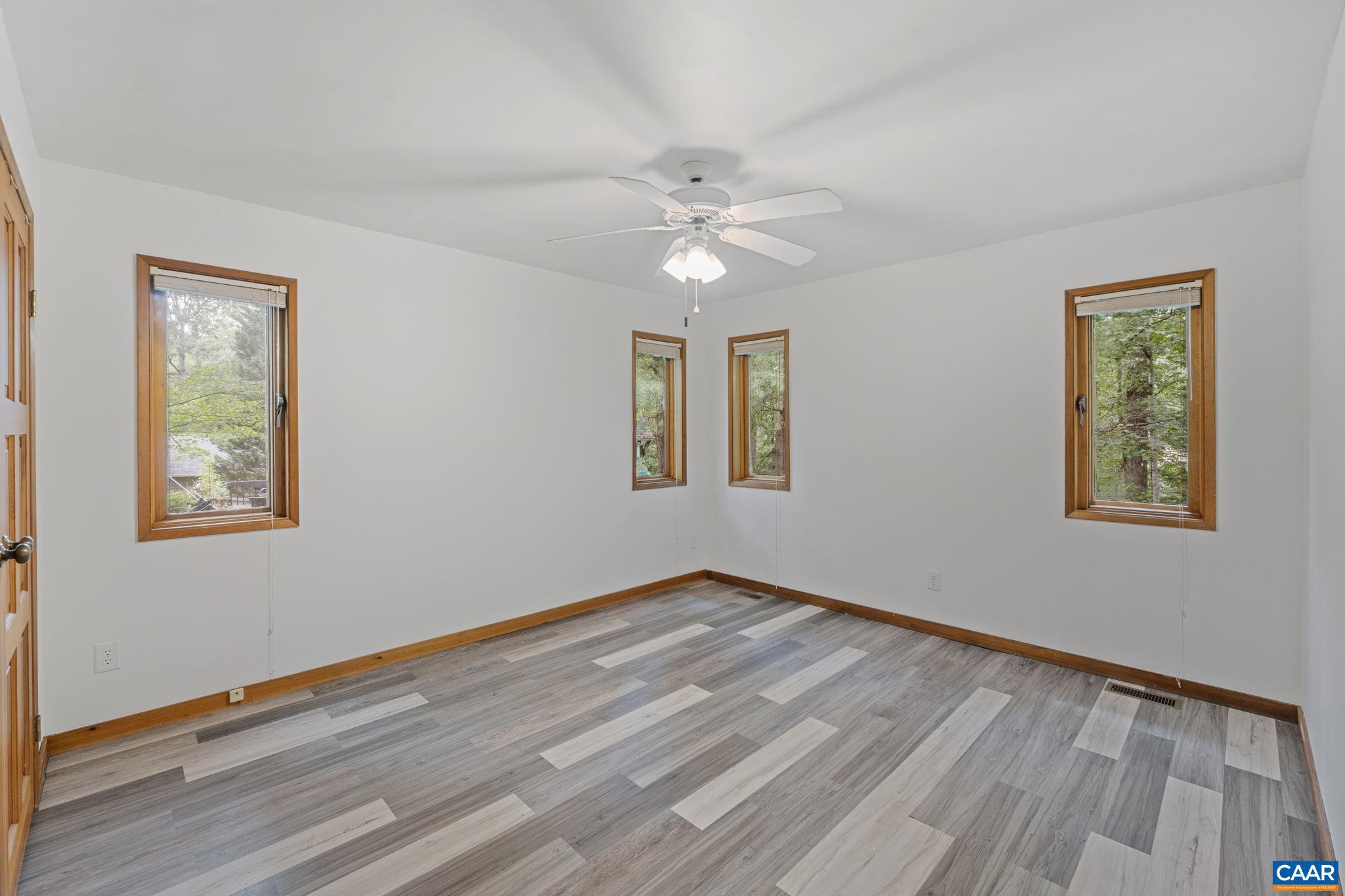 LAKE MONTICELLO - Residential