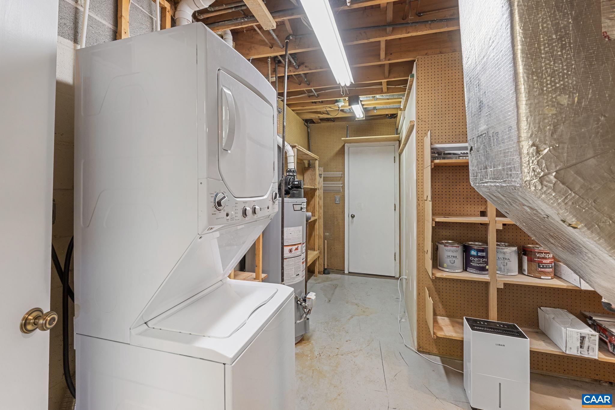 LAKE MONTICELLO - Residential