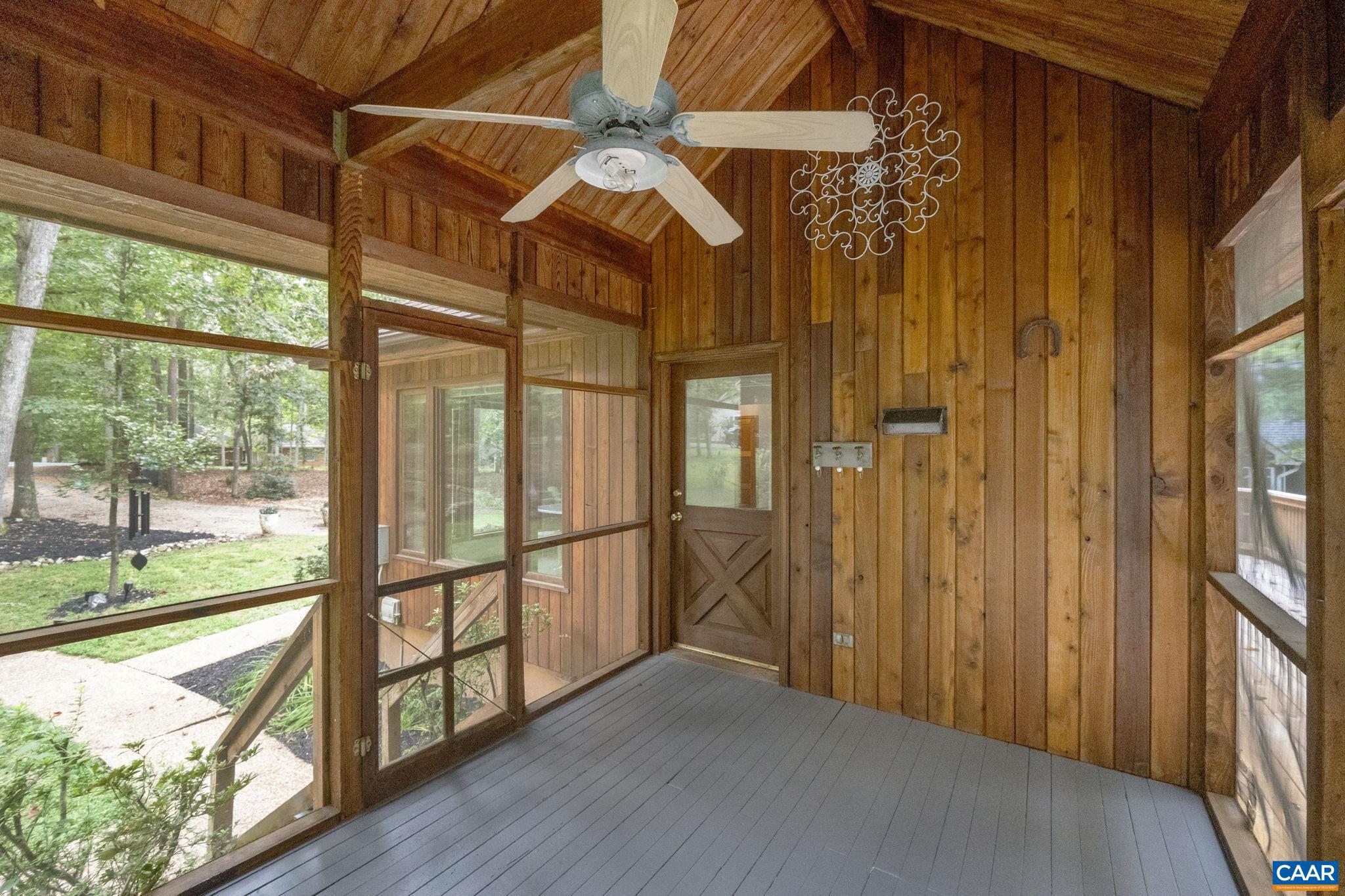 LAKE MONTICELLO - Residential