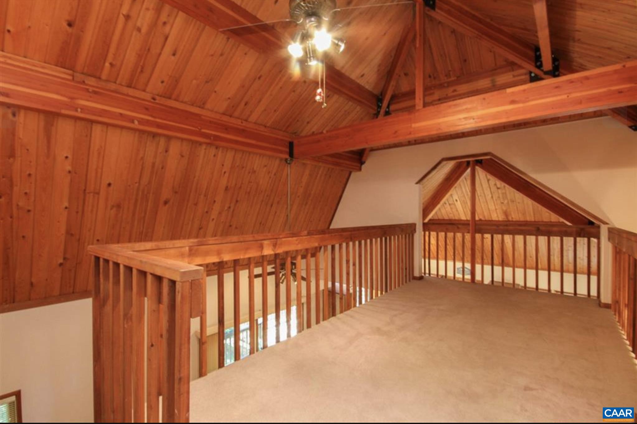 LAKE MONTICELLO - Residential