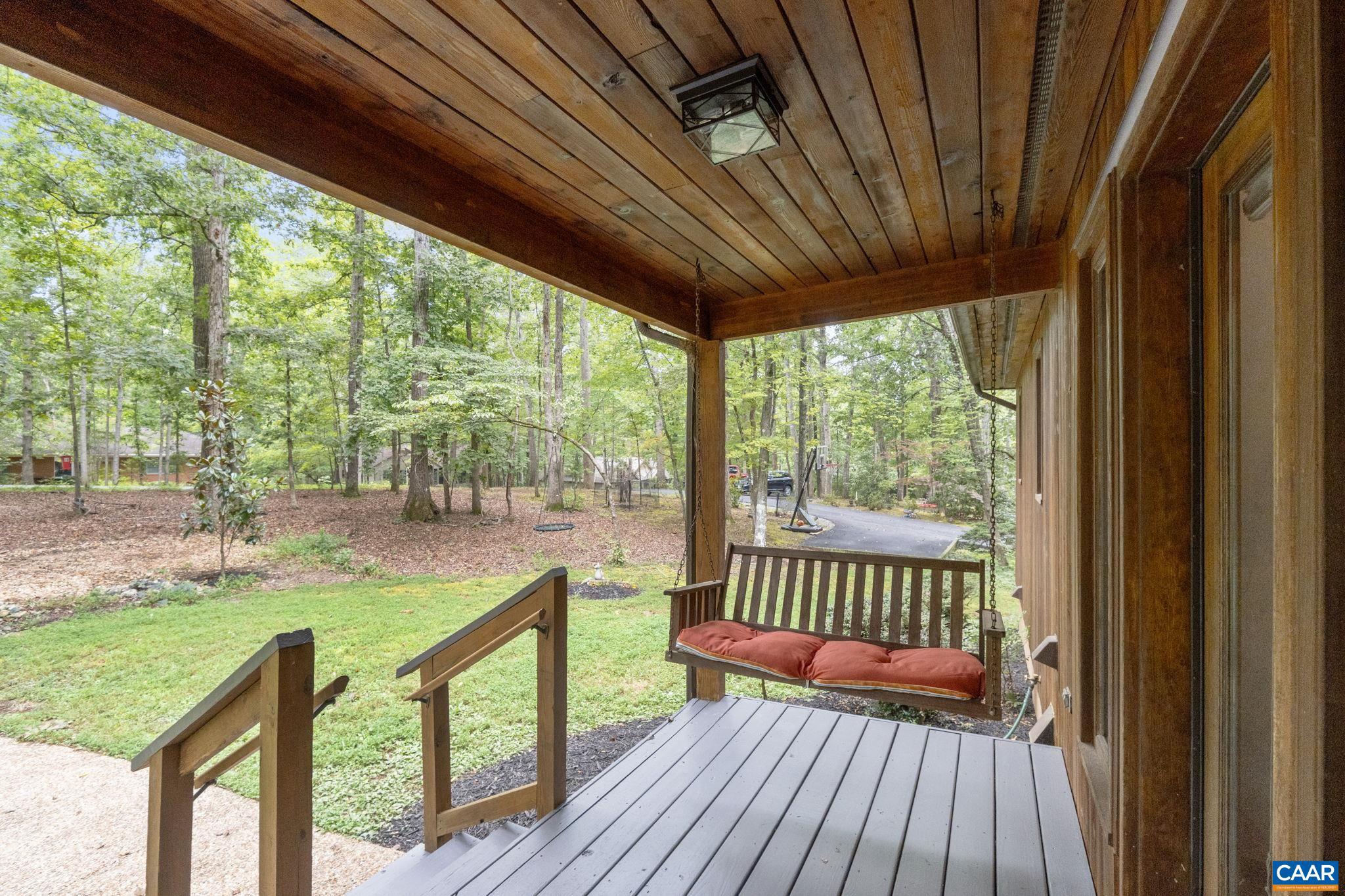 LAKE MONTICELLO - Residential