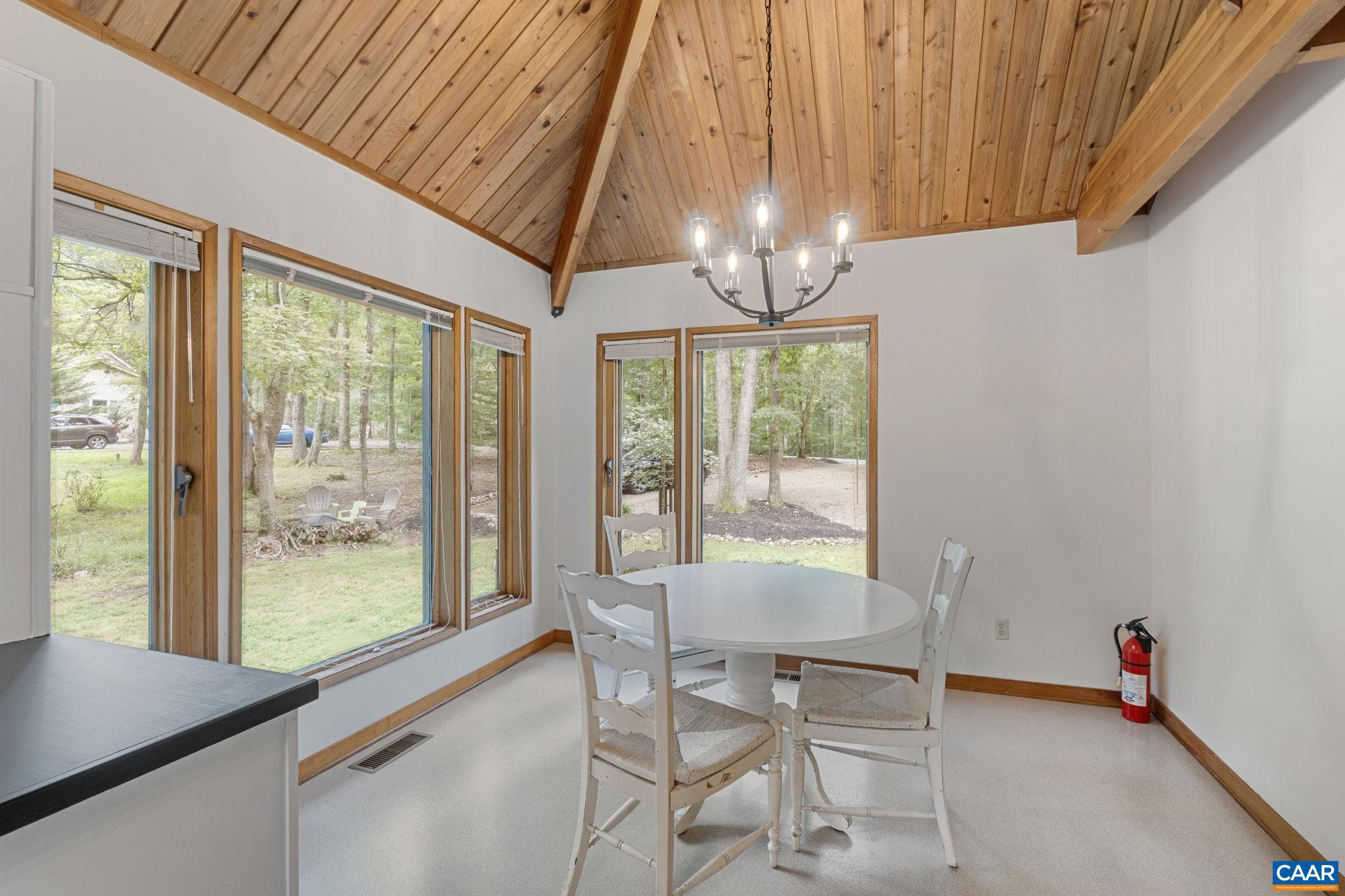 LAKE MONTICELLO - Residential