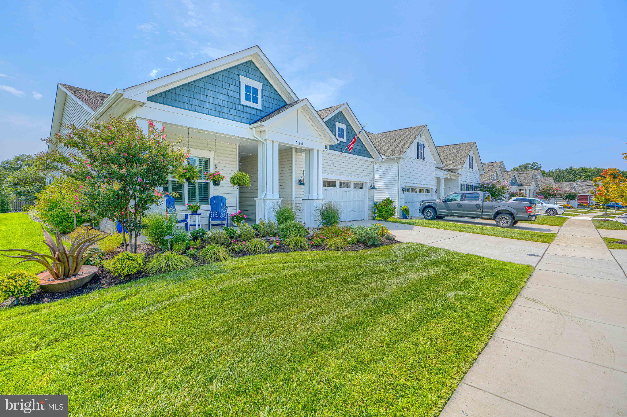 320 BAYBERRY DRIVE