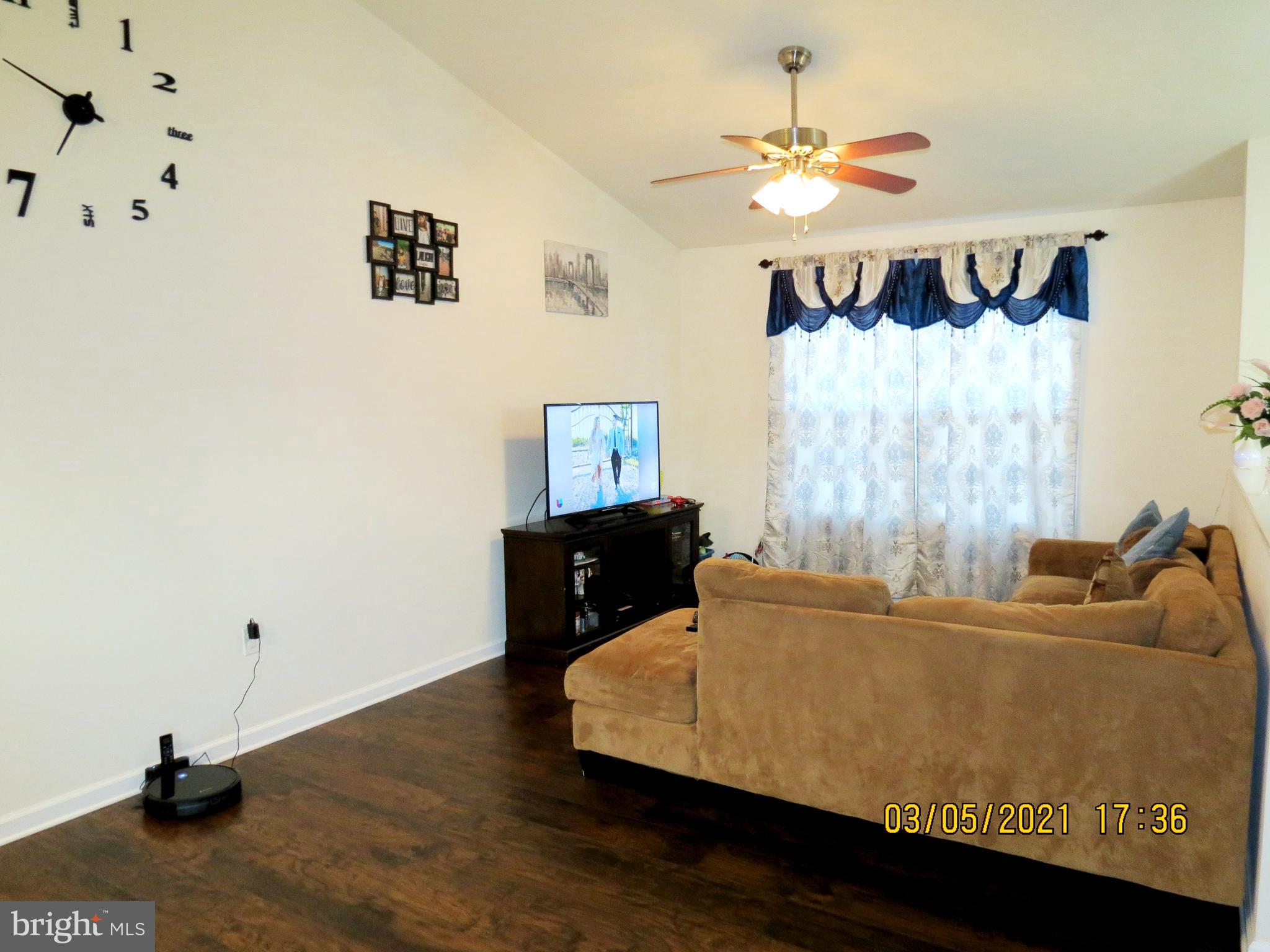 INWOOD MEADOWS - Residential