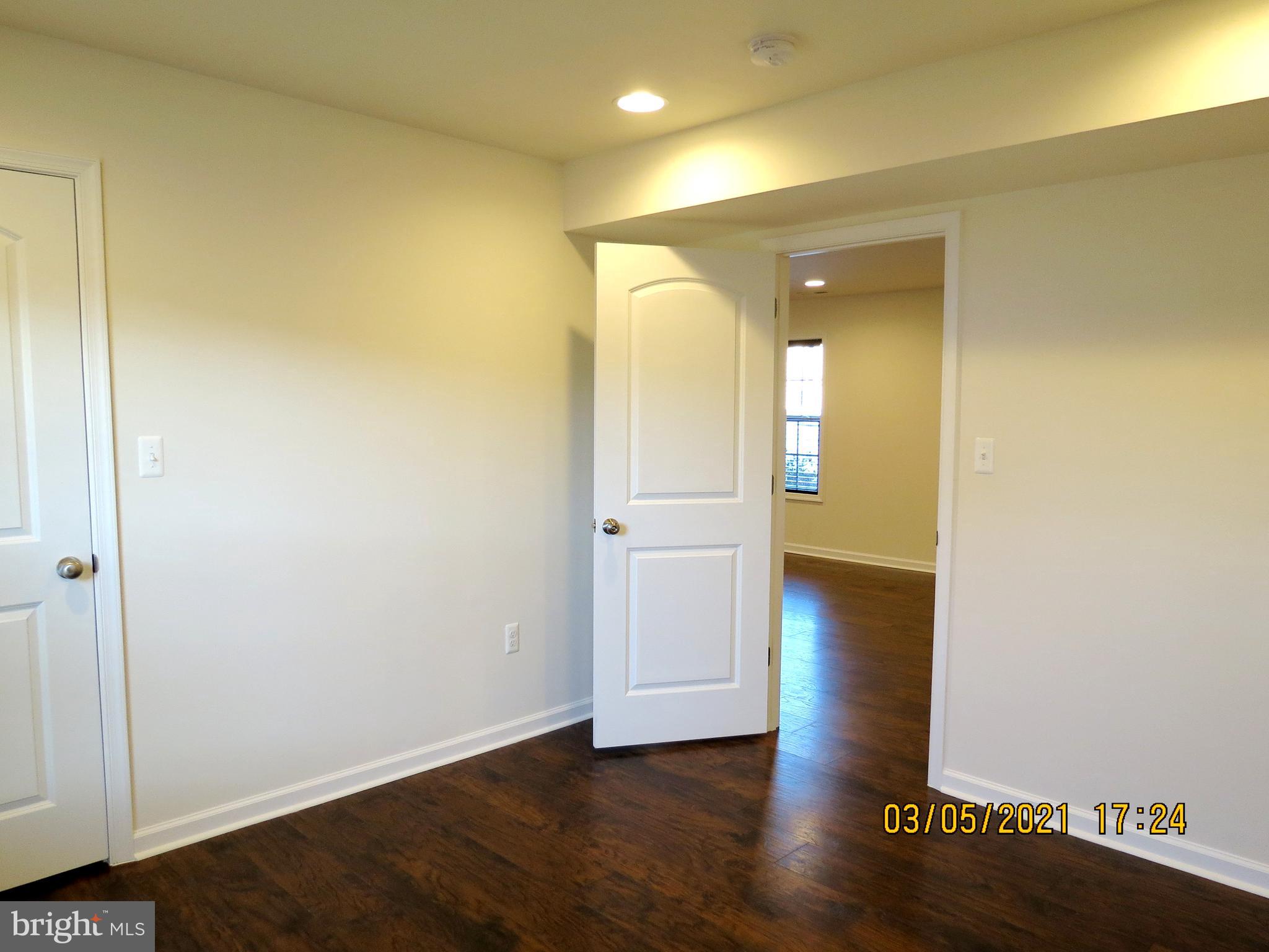 INWOOD MEADOWS - Residential