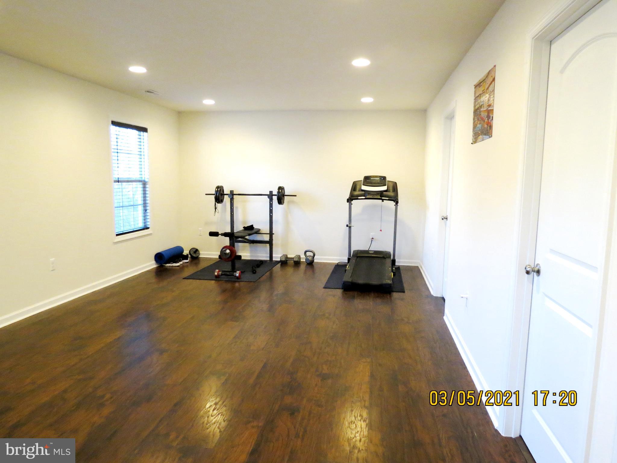 INWOOD MEADOWS - Residential