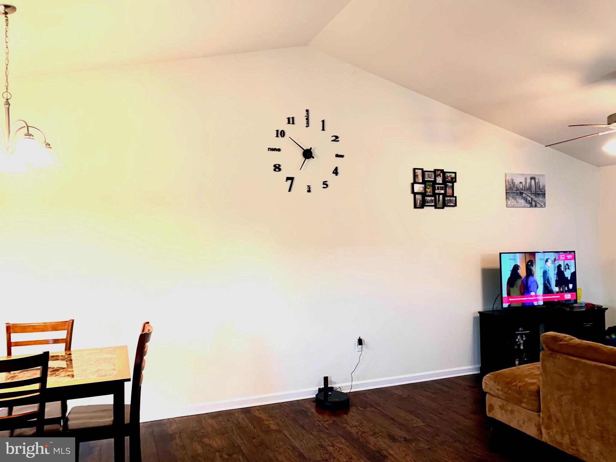 INWOOD MEADOWS - Residential