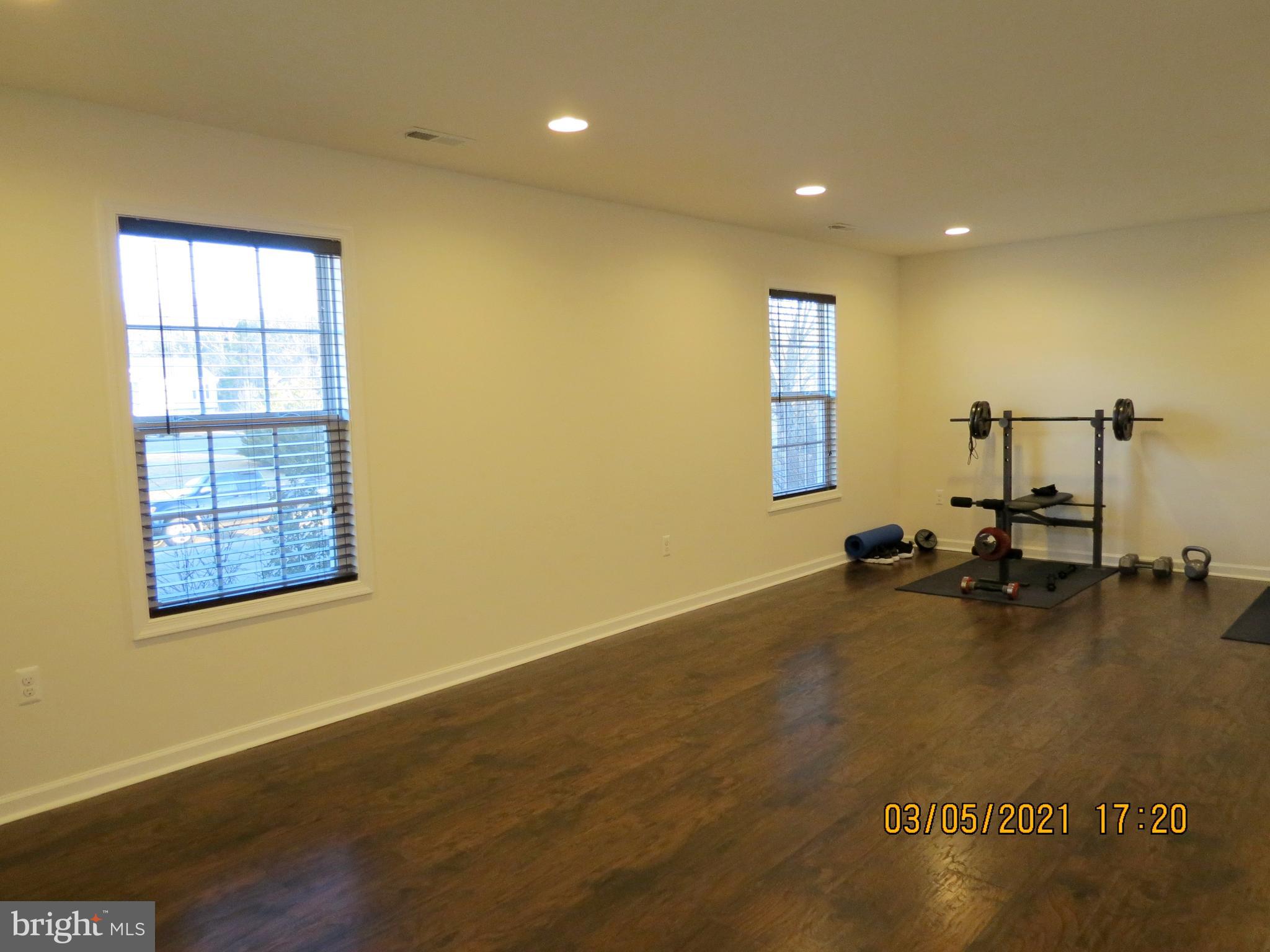 INWOOD MEADOWS - Residential