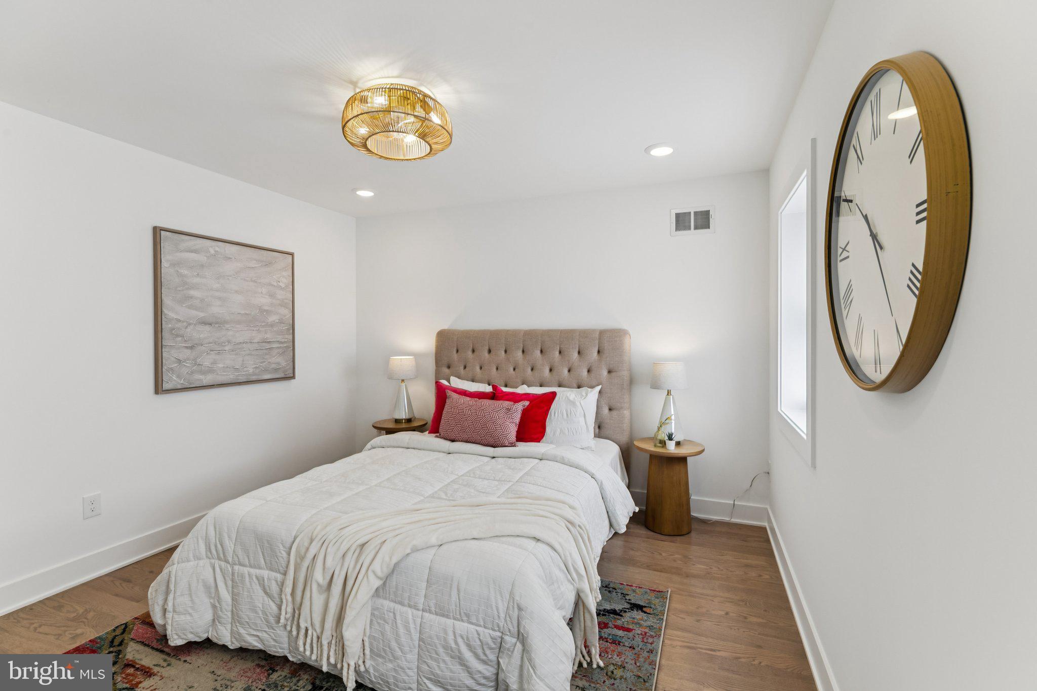 CONSHOHOCKEN - Residential