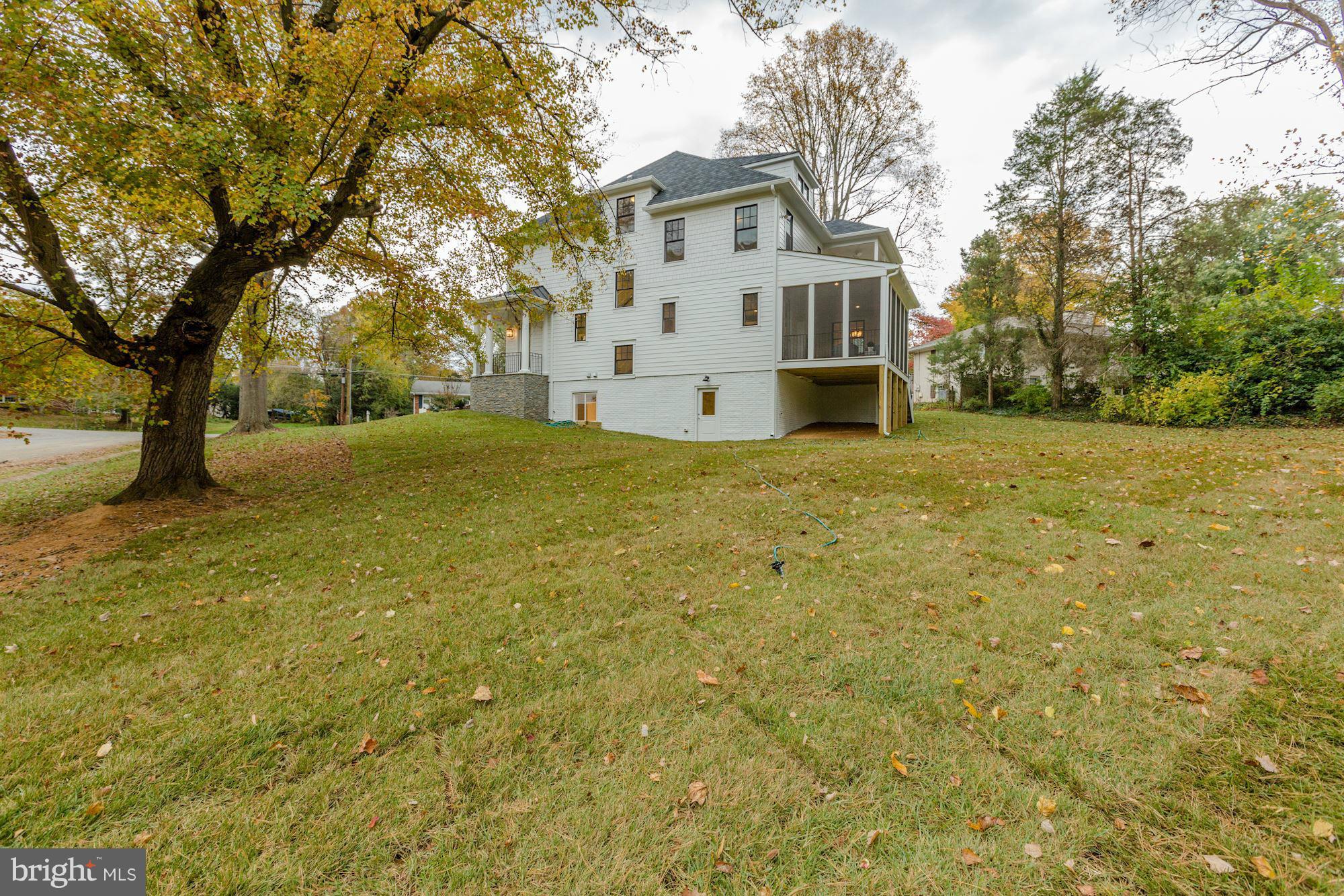 WEST LANGLEY - Residential