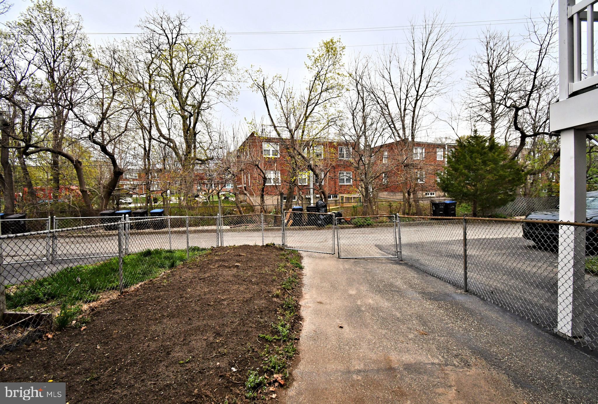 NORRISTOWN - Residential