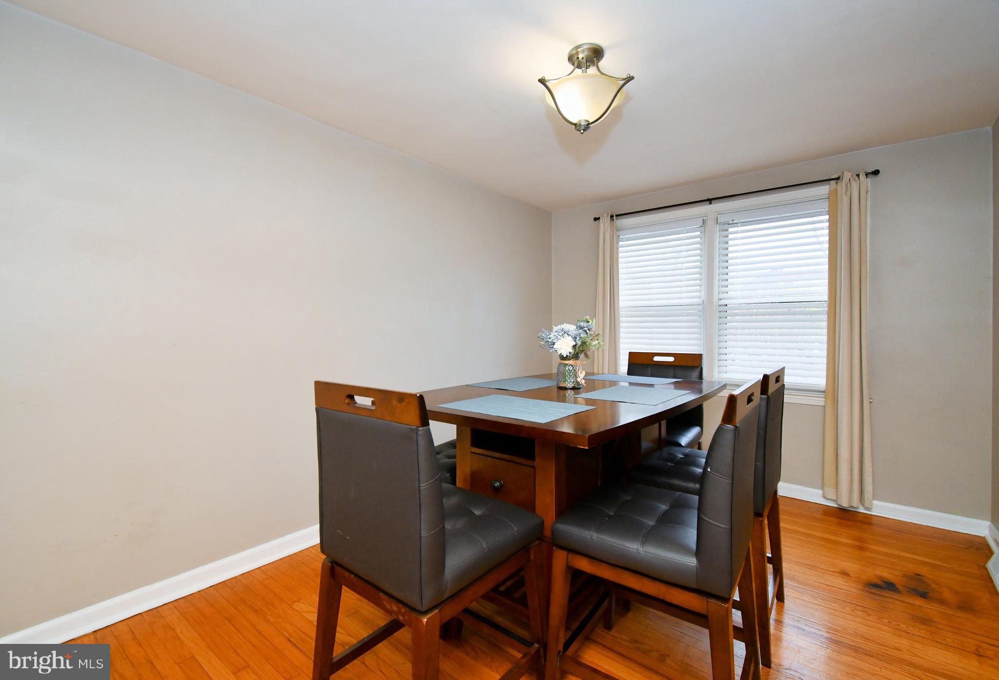 NORRISTOWN - Residential