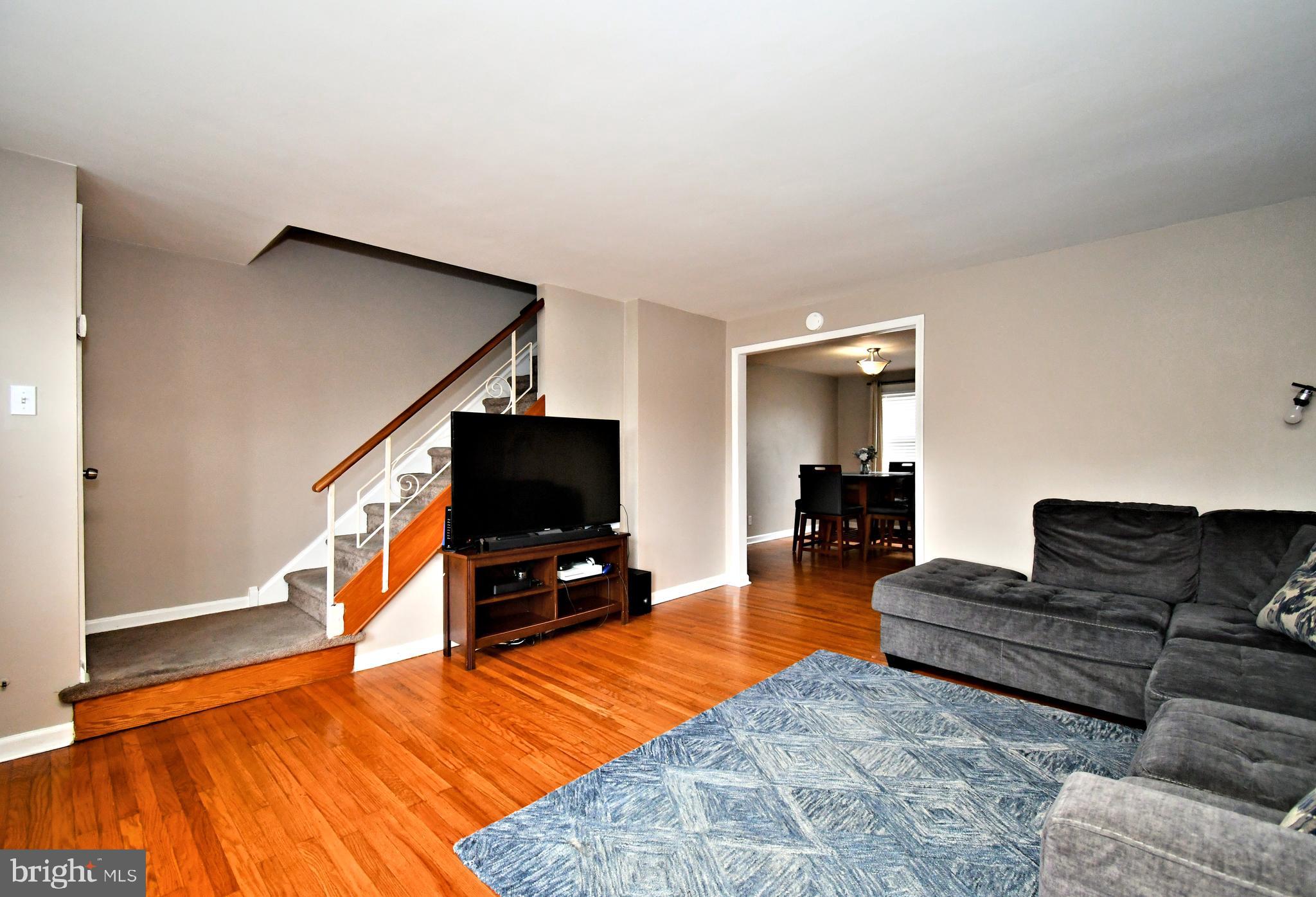 NORRISTOWN - Residential