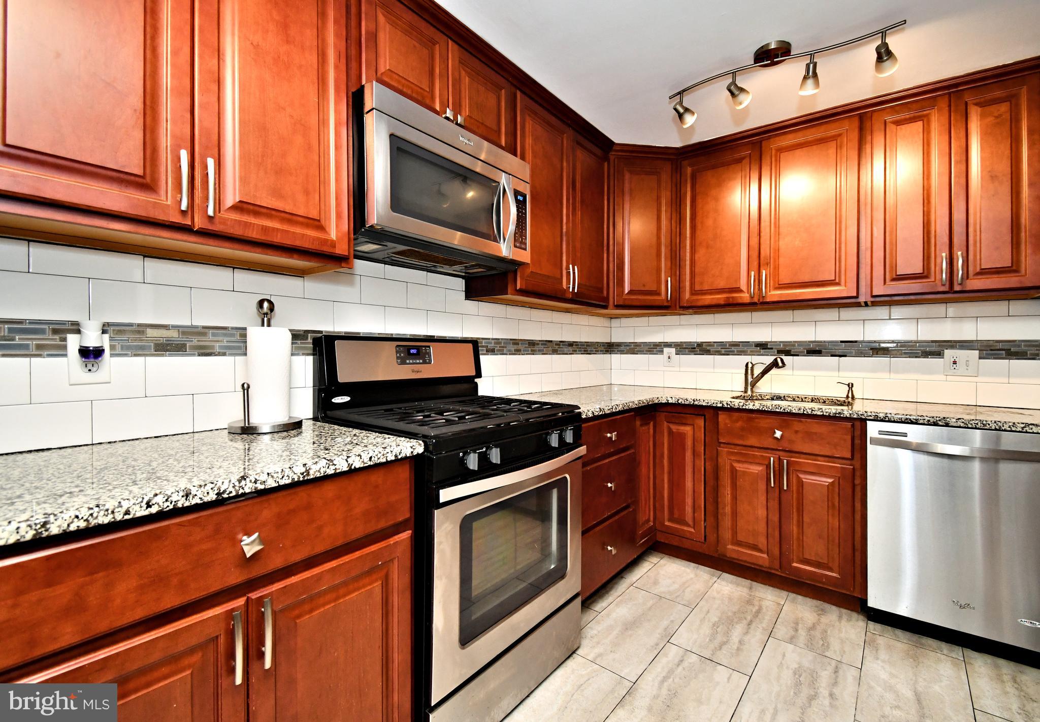 NORRISTOWN - Residential