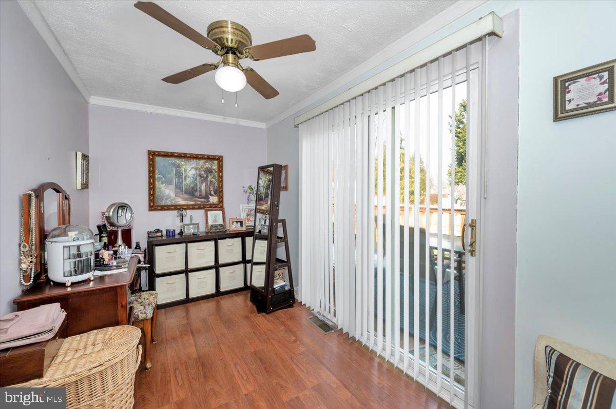 LAKE LINGANORE - Residential