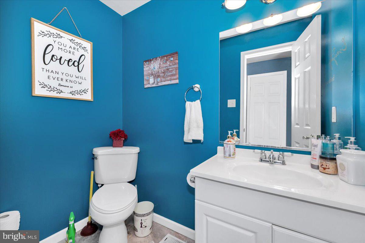 LAKE LINGANORE - Residential