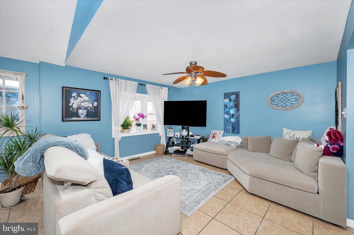 LAKE LINGANORE - Residential