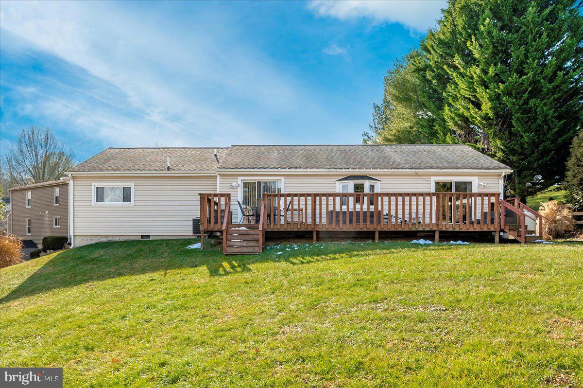 LAKE LINGANORE - Residential