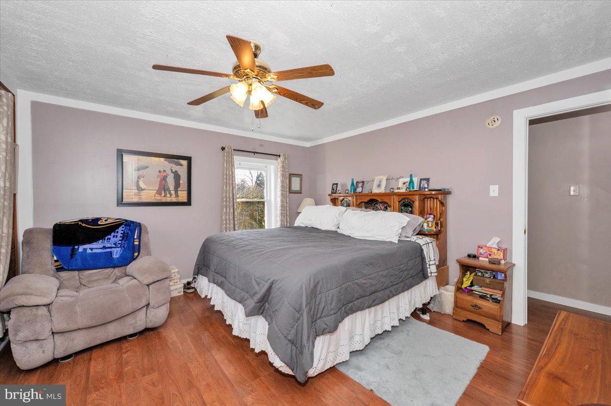 LAKE LINGANORE - Residential