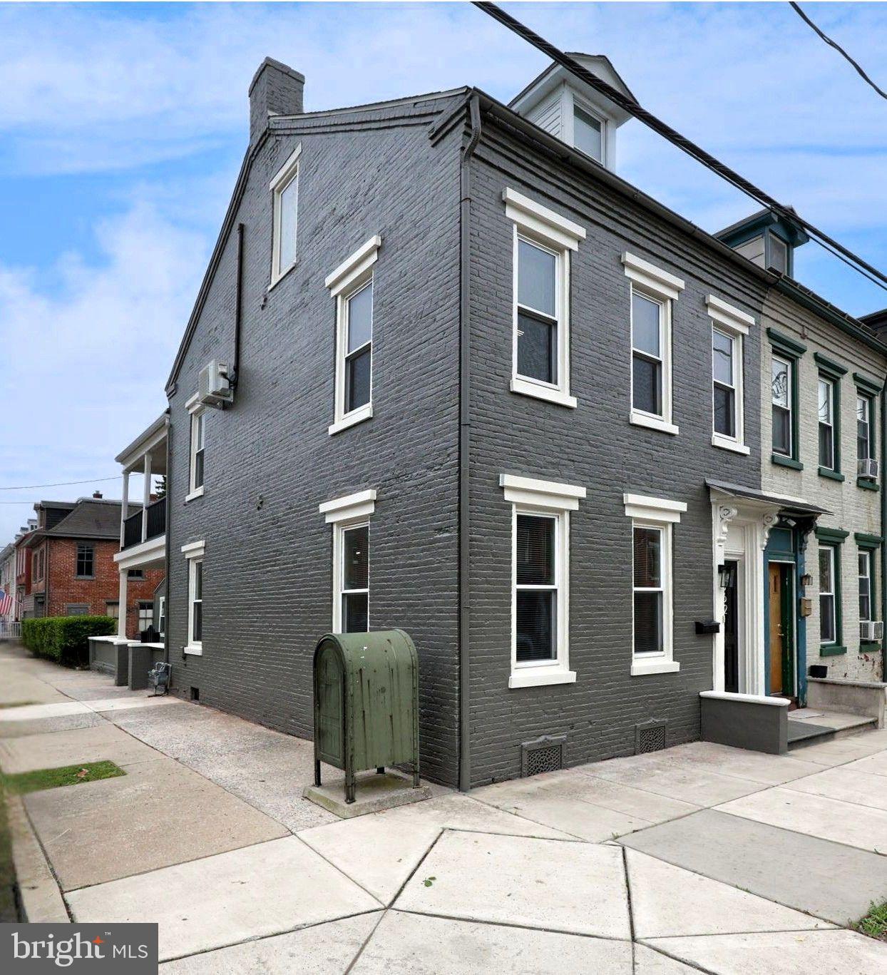 662 WALNUT STREET
