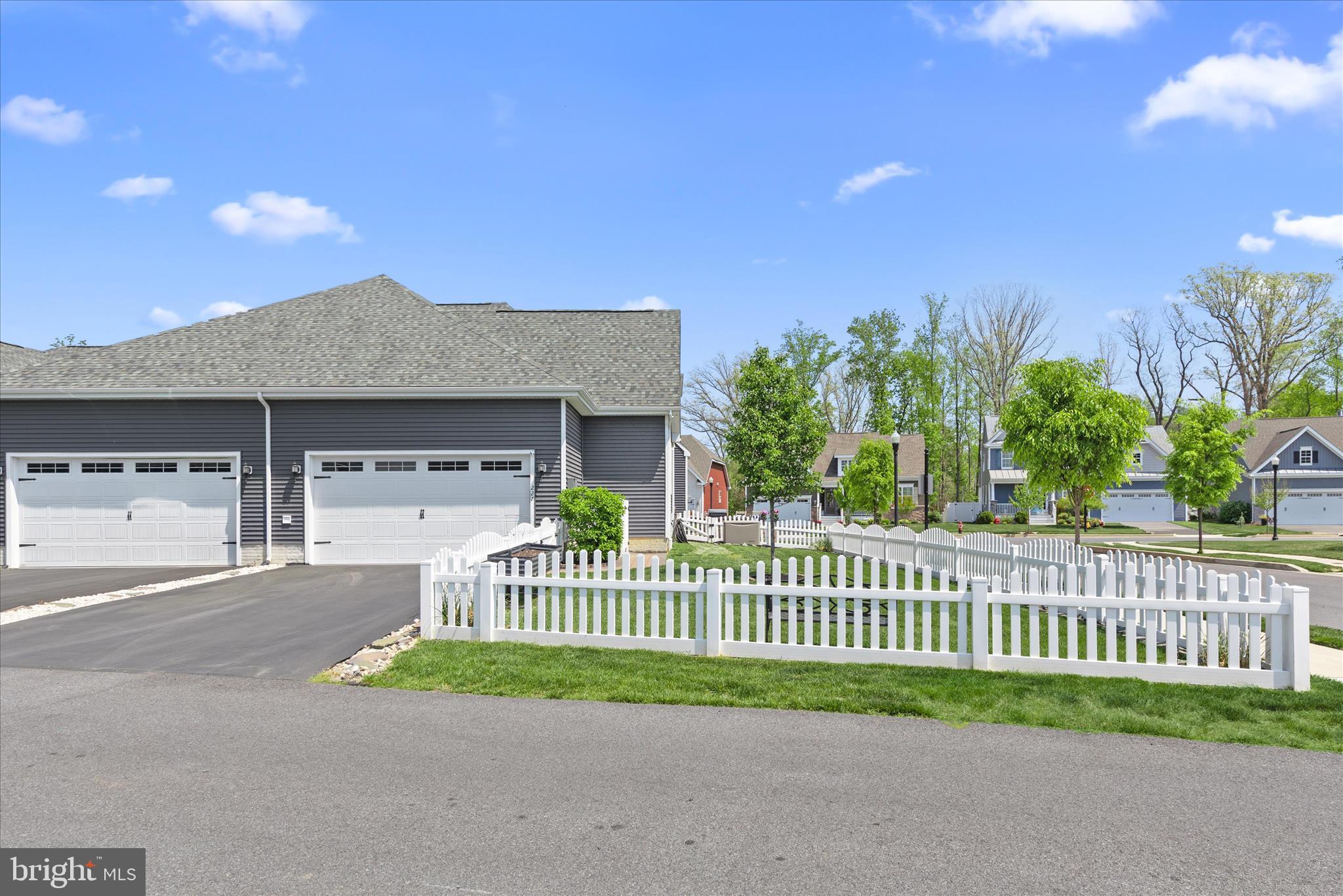 HERITAGE CREEK - Residential