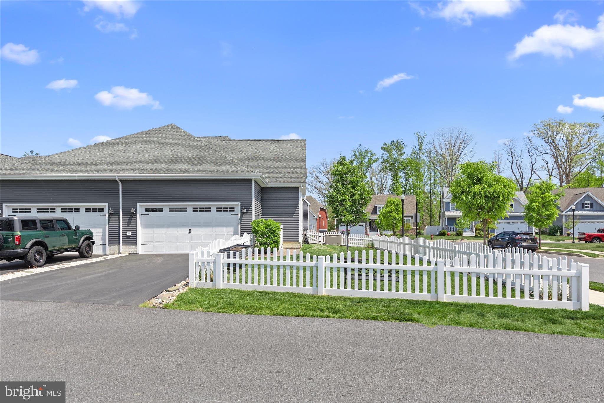 HERITAGE CREEK - Residential