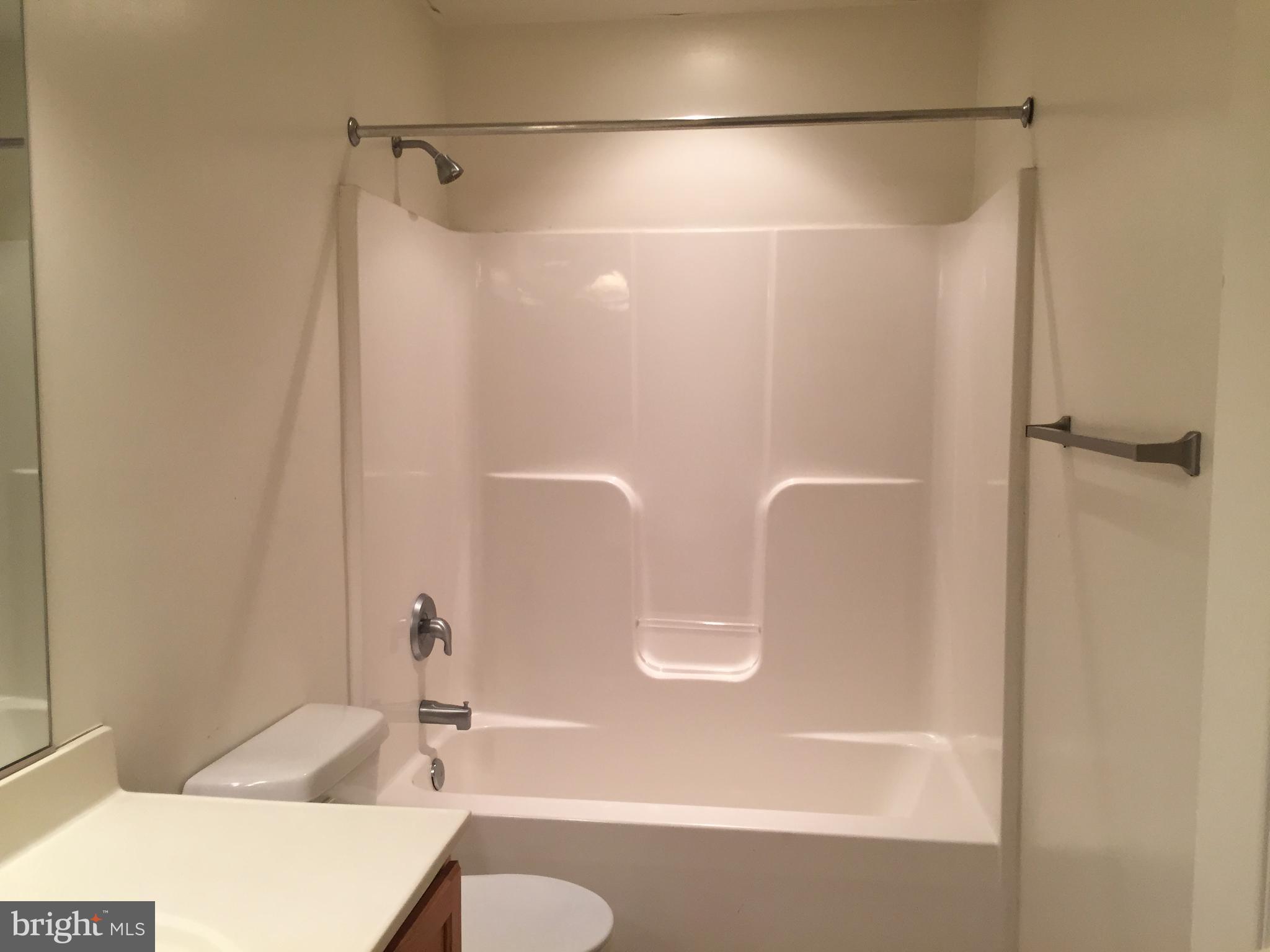 BEVERLY HILLS - Residential Lease