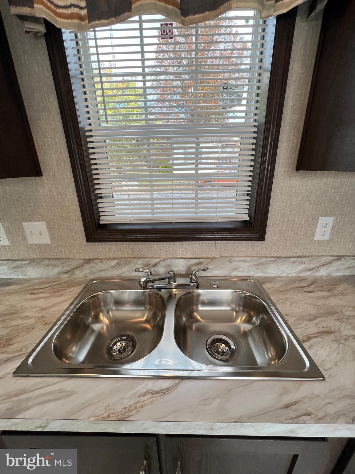 BROOKSIDE MOBILE HOME PK - Residential