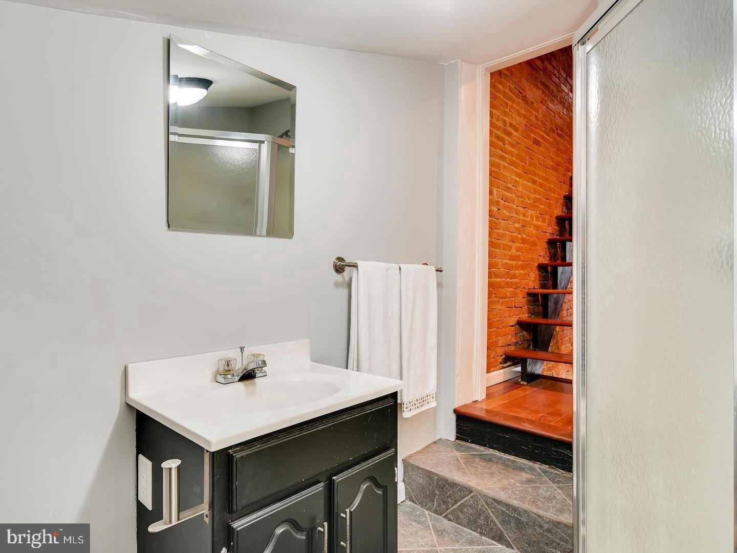 CANTON - Residential Lease