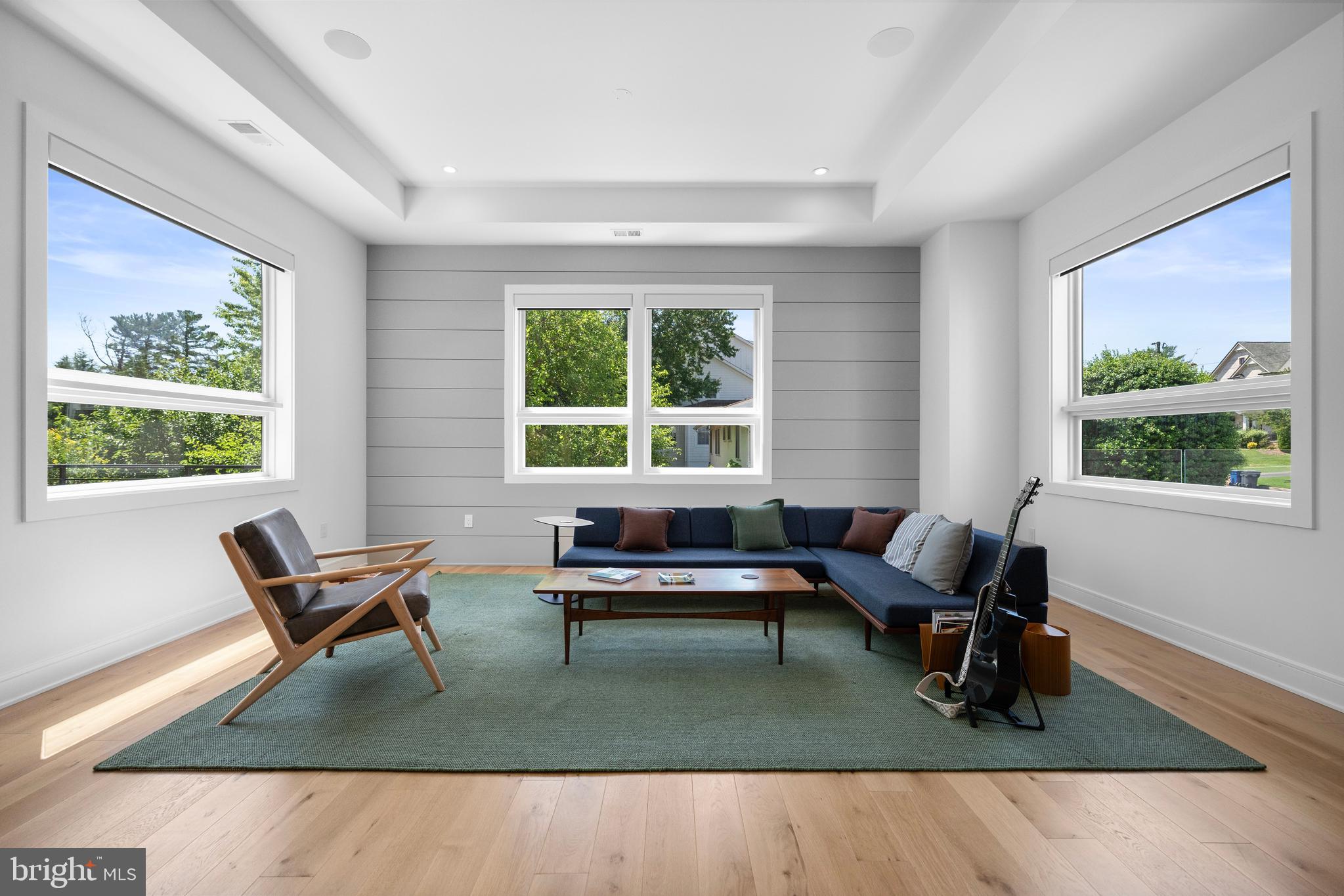 BROYHILLS MCLEAN ESTATES - Residential