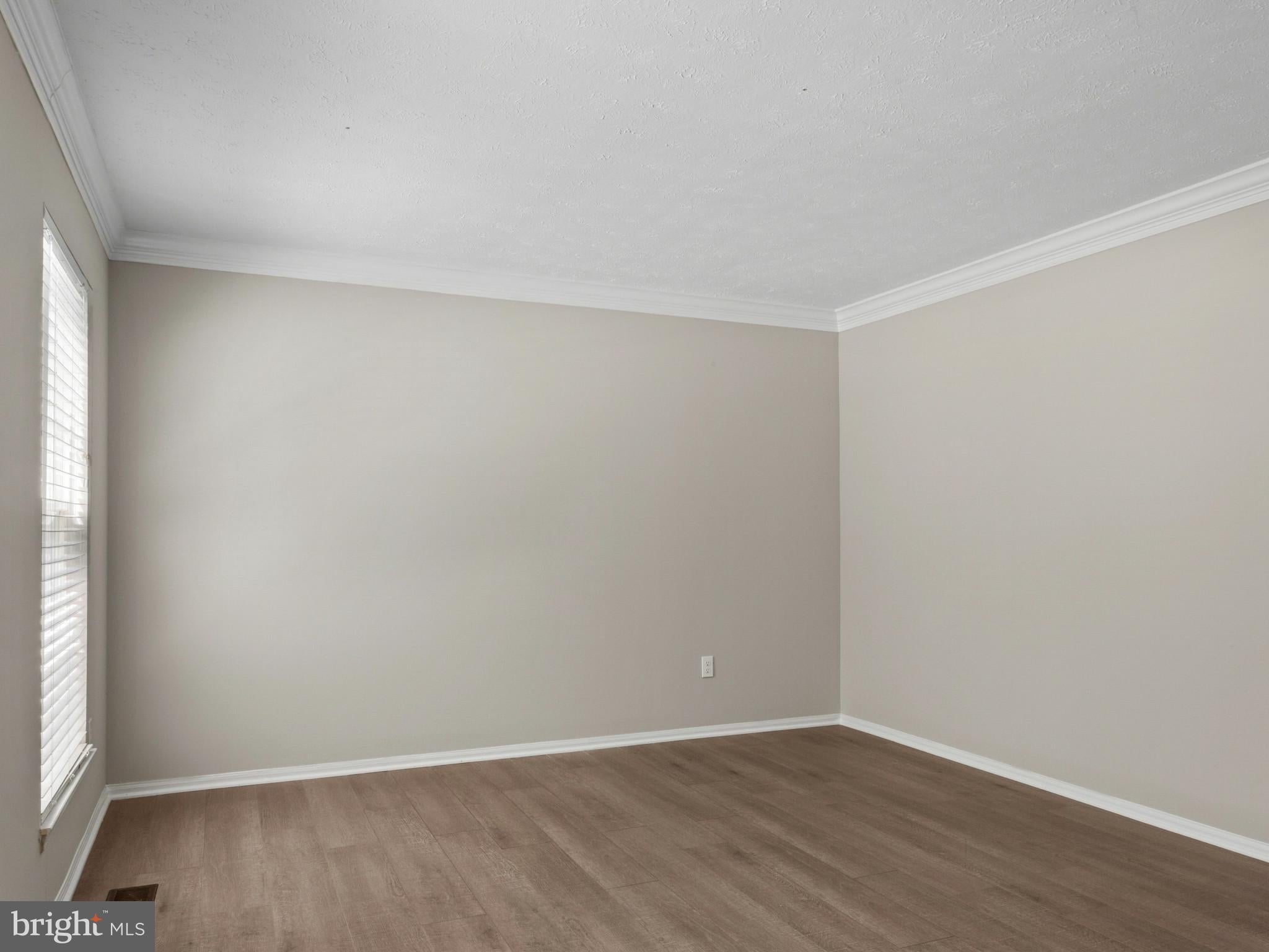 12204 STANFIELD COURT