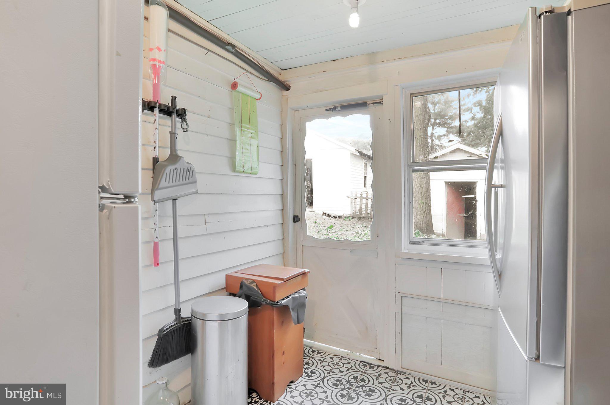 NONE UNRESTRICTED - Farm