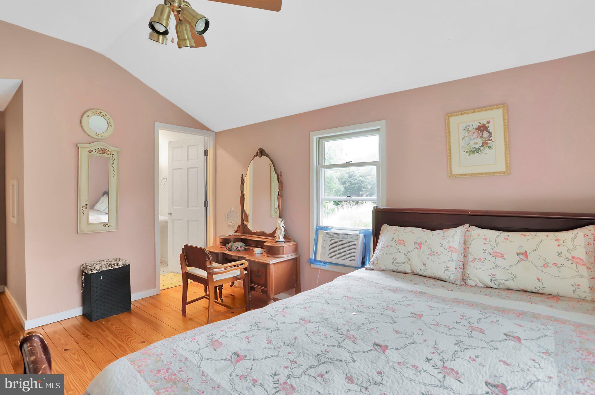 NONE UNRESTRICTED - Farm