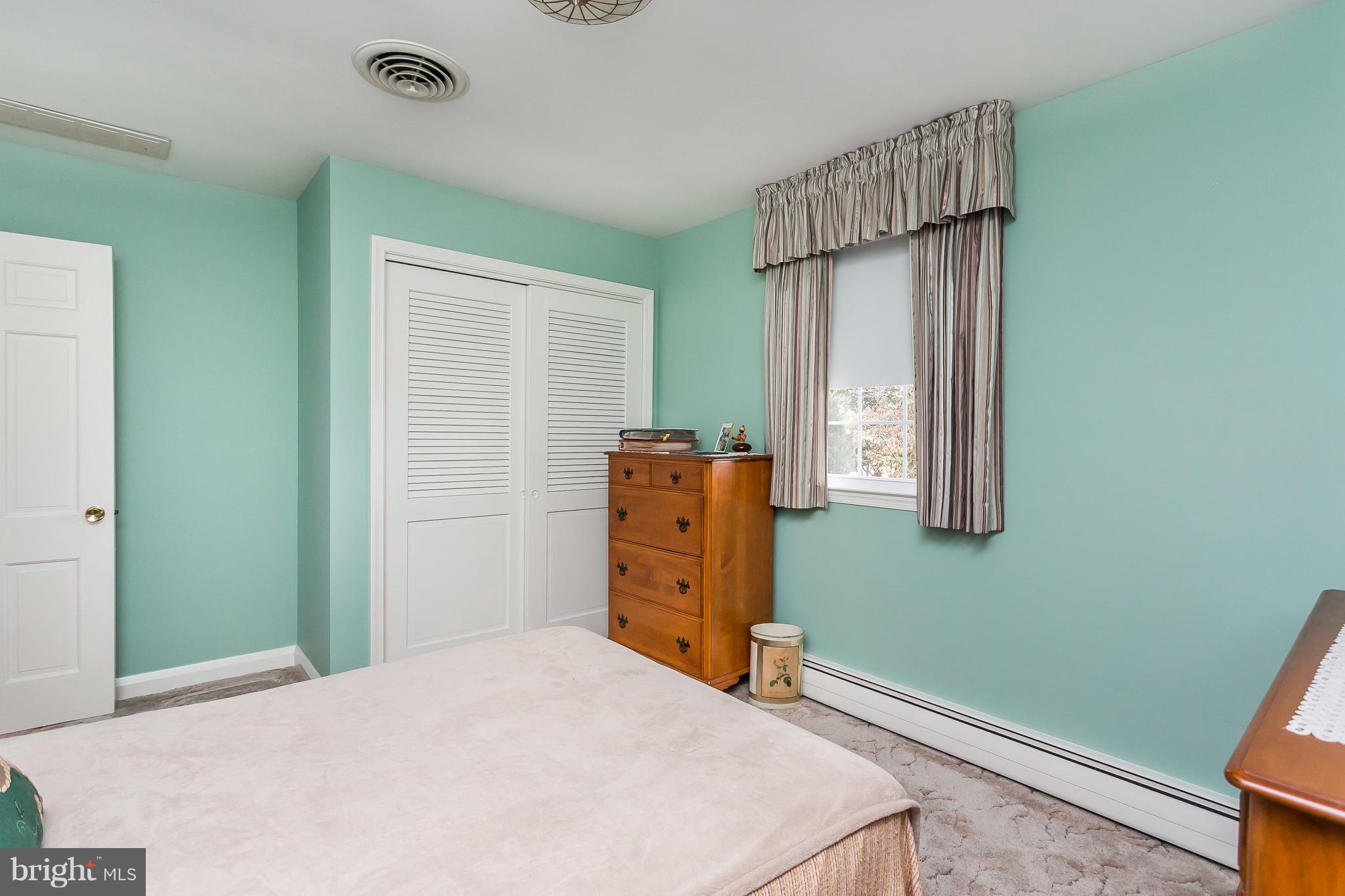 KINGSVILLE - Residential