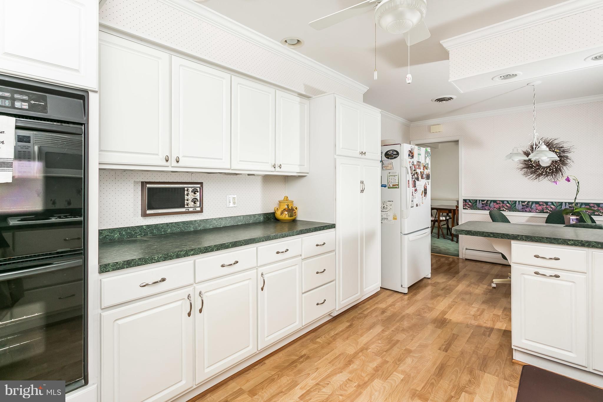 KINGSVILLE - Residential