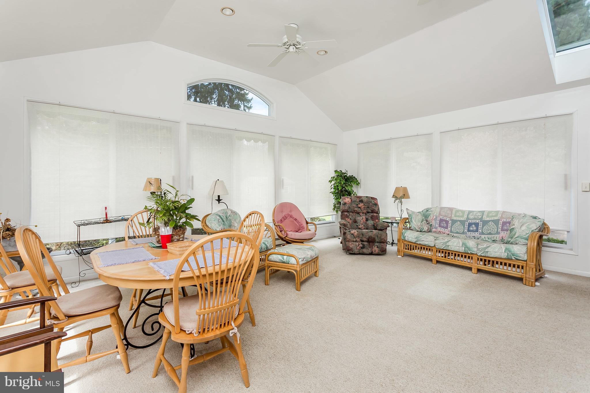 KINGSVILLE - Residential