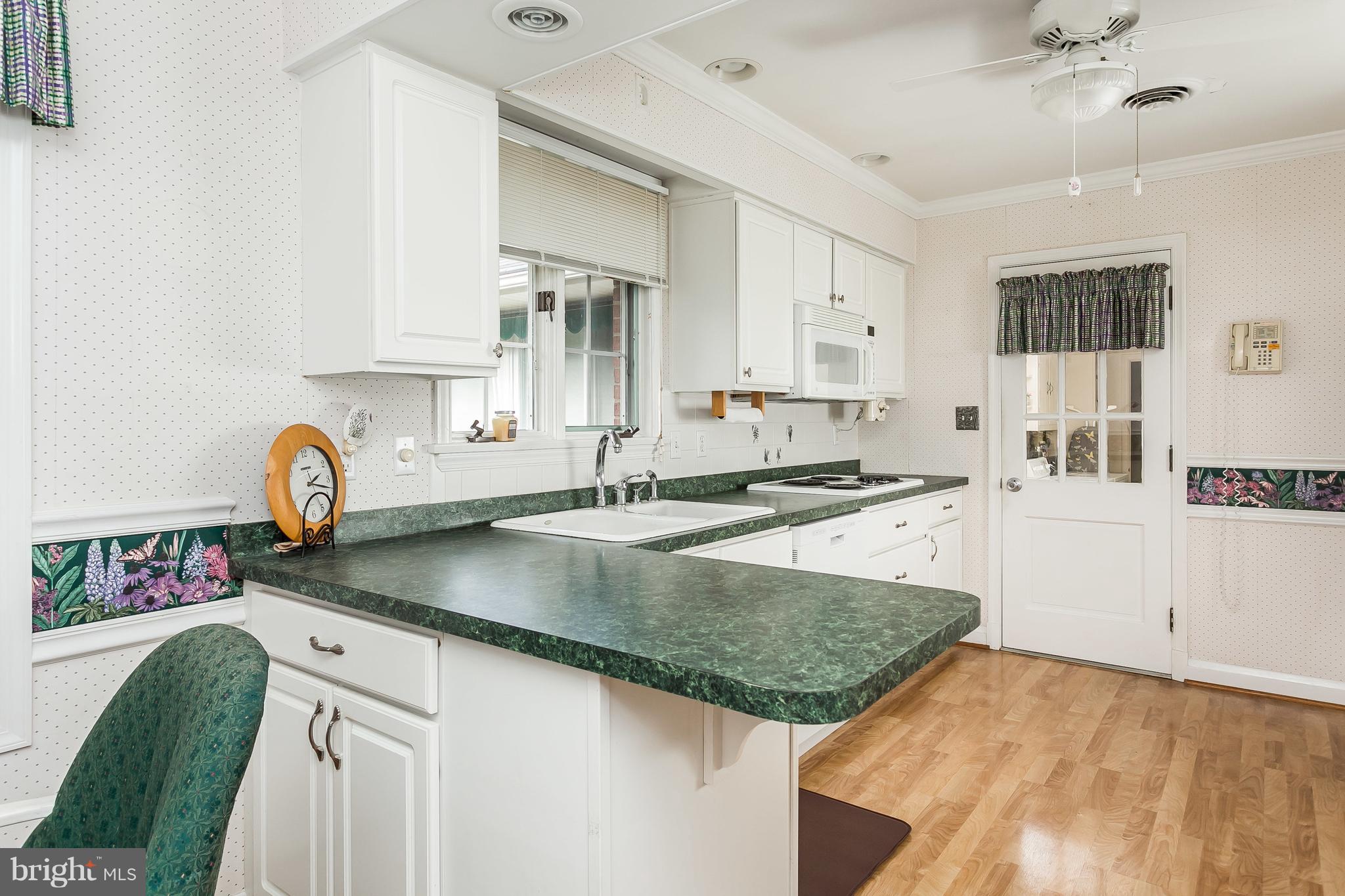 KINGSVILLE - Residential