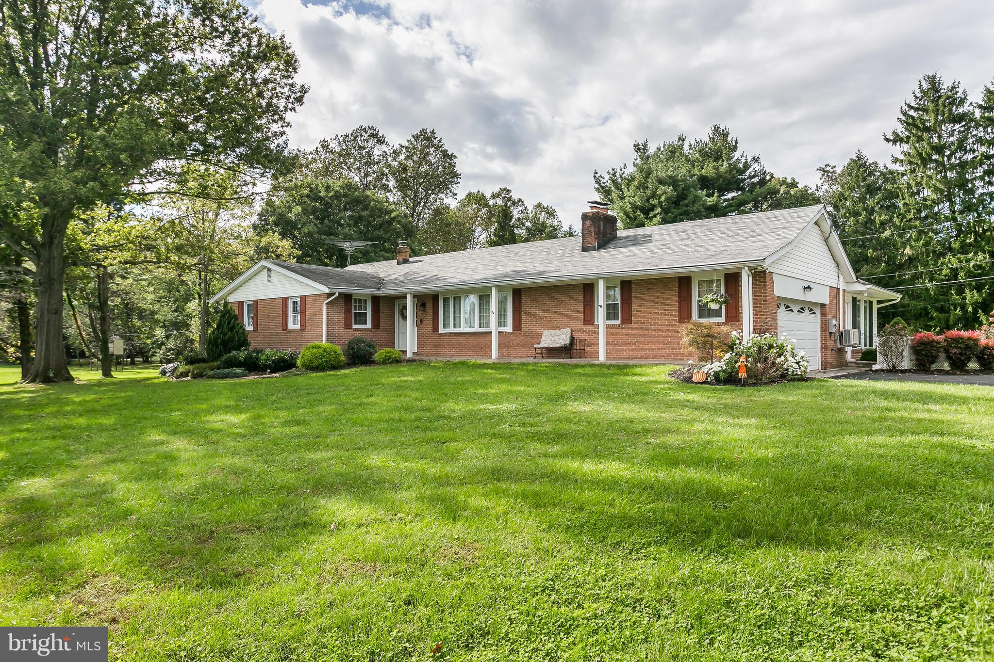 KINGSVILLE - Residential