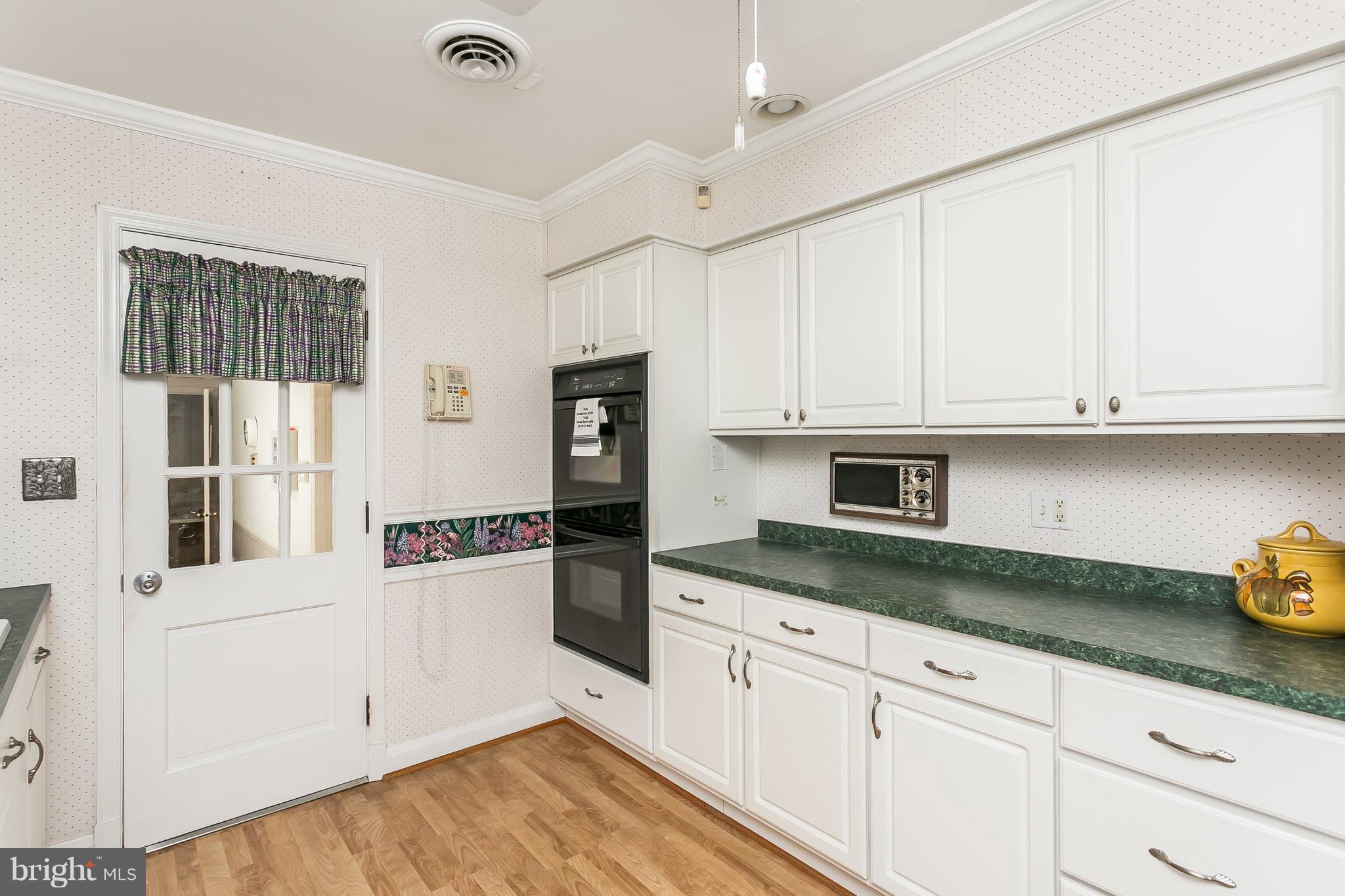 KINGSVILLE - Residential