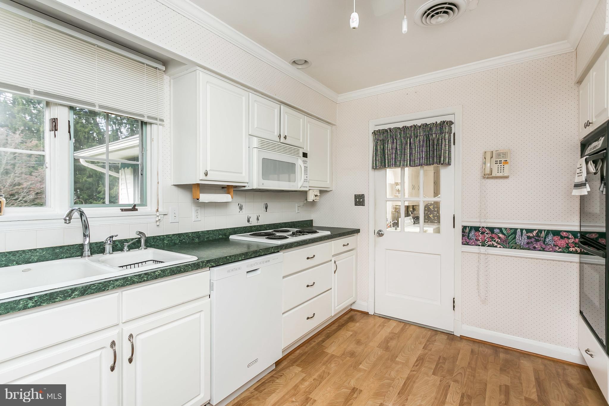 KINGSVILLE - Residential