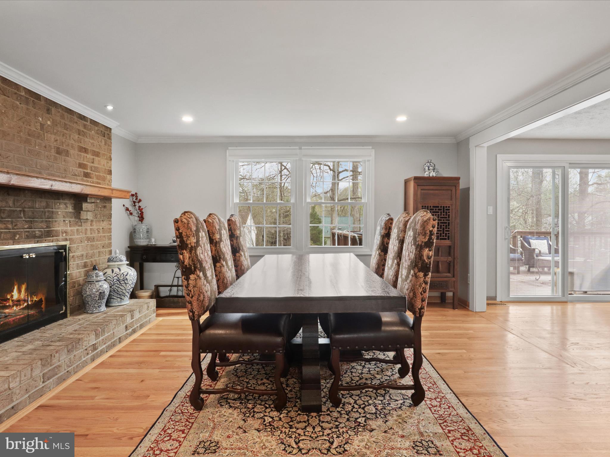 5516 YELLOW RAIL COURT