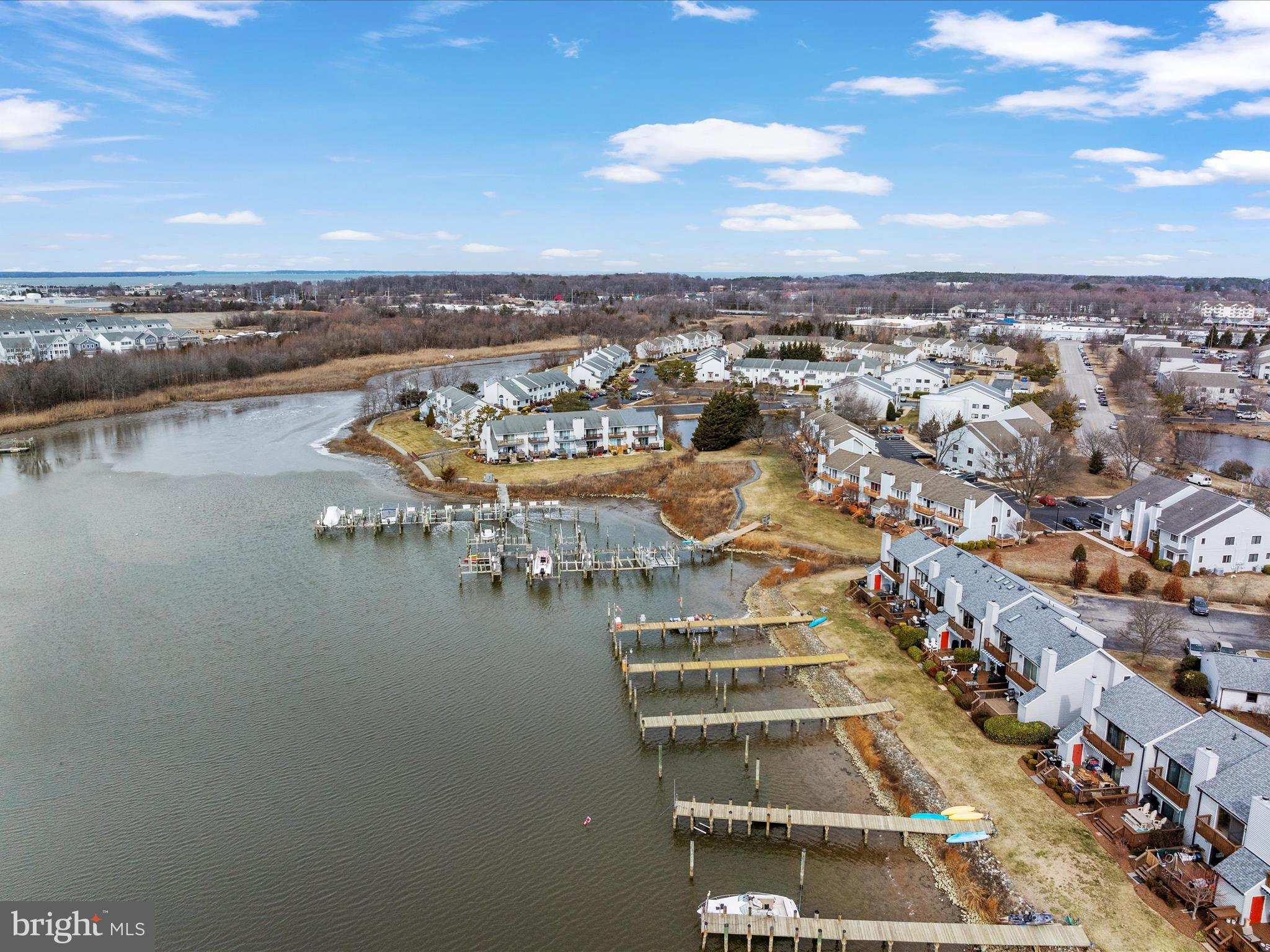 THOMPSON CREEK CONDOS - Residential